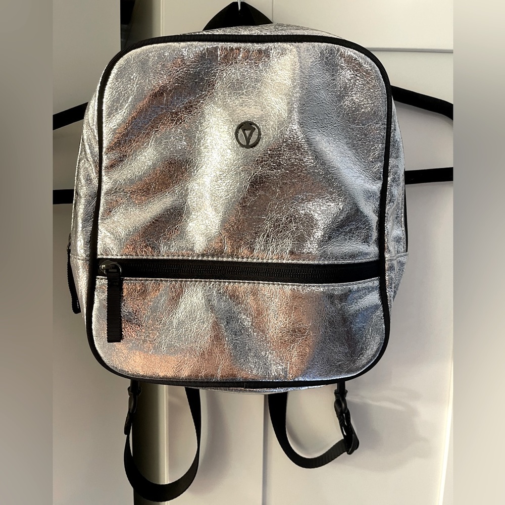 Ivivva by Lululemon Girl’s Chrome Backpack OS